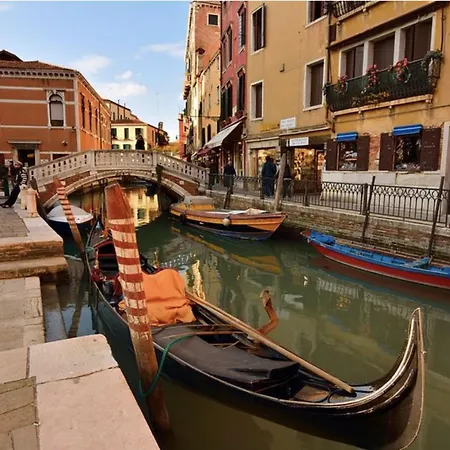 The Arch Historic Accommodation Venice Exterior photo