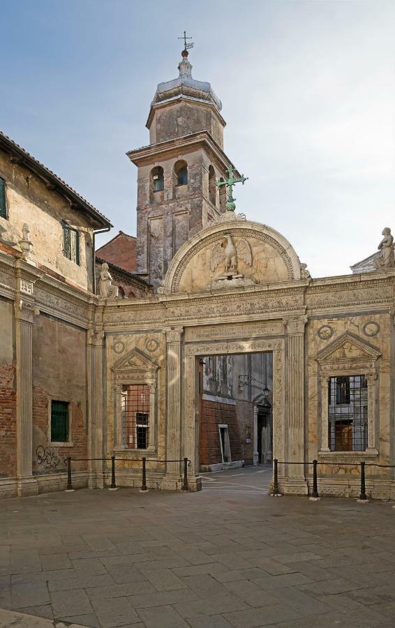 The Arch Historic Venedig